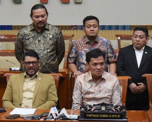 Picsart_25-07-18_18-35-00-817