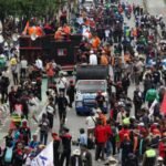 Indonesia Darurat! Demo Massa Ricuh, Tuntut Keadilan Pasca Tragedi Ojol