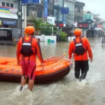 Tagih Janji 17+8, Mahasiswa Kembali Gelar Aksi Di Depan Gedung DPR