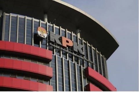kpk-terbitkan-surat-edaran-penggunaan-dtks-untuk-salurkan-bansos-vcy