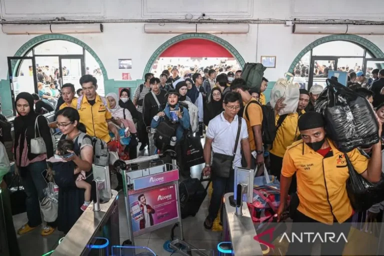 Jumlah-perjalanan-kereta-api-angkutan-Natal-dan-Tahun-Baru-2026-1.jpg